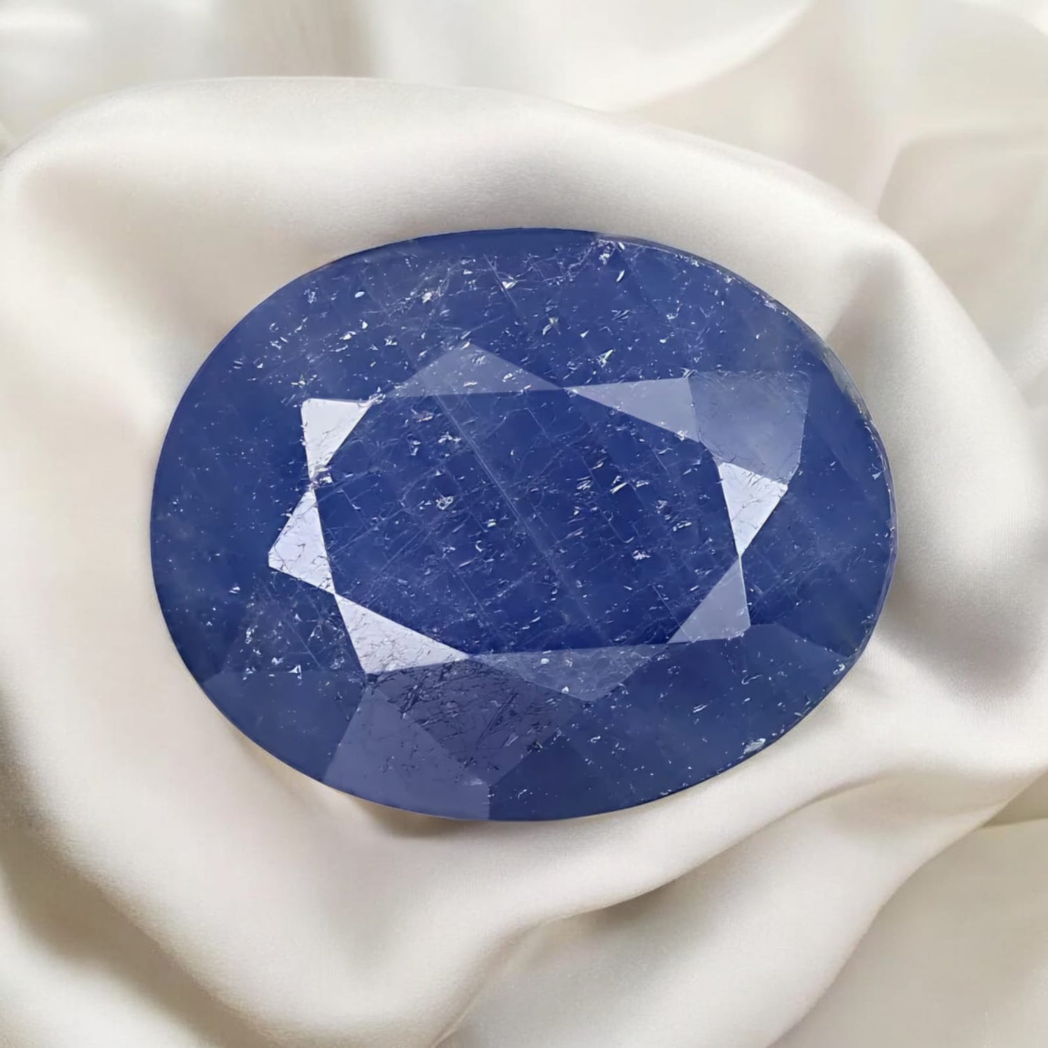 नीलम (Blue Sapphire)
