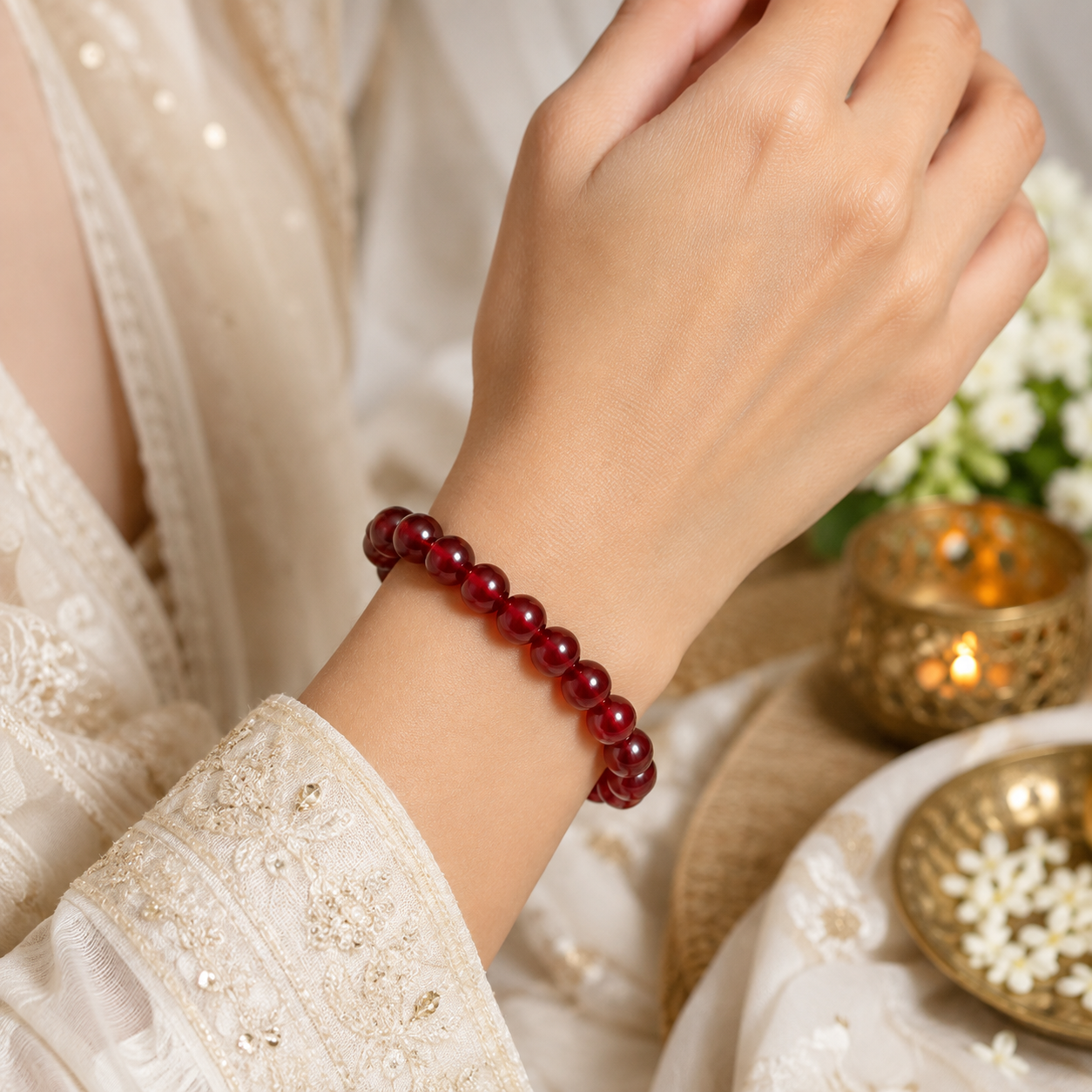 रेड नेचुरल क्वार्ट्ज ब्रेसलेट (Red Natural Quartz Bracelet)