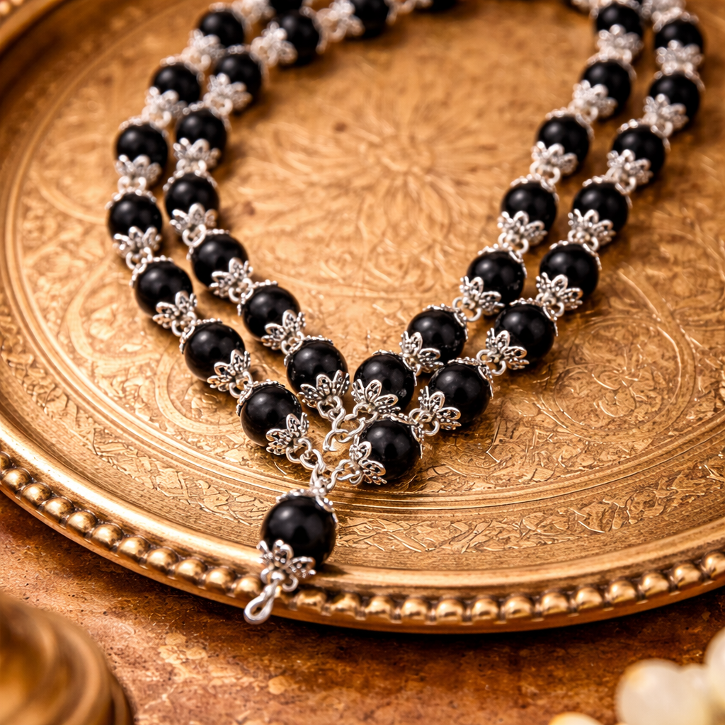 करुंगली माला [Karungali Mala - Ebony Mala] (7 mm दाना) (मेटल कैप सहित) – 54 दाने