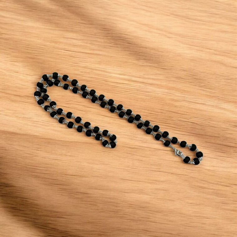 करुंगली माला [Karungali Mala - Ebony Mala] (8 mm दाना) (मेटल कैप सहित) – 54 दाने