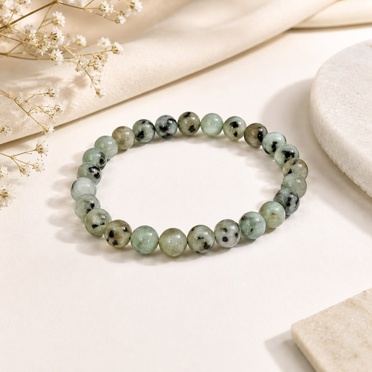 कीवी मूनस्टोन ब्रेसलेट (Kiwi Moonstone Bracelet)