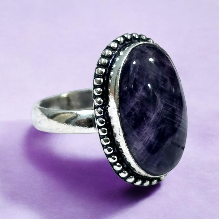 एमेथिस्‍ट स्टोन रिंग (Amethyst Ring)