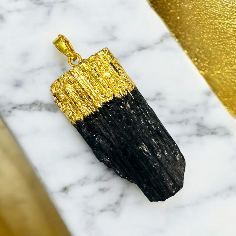 ब्लैक टूरमलाइन रॉ पेंडल (Black Tourmaline Raw Pendant)