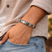 धन वृद्धि ब्रेसलेट सिल्वर मेटल (Dhan Vriddhi Bracelet Silver Metal)