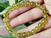 पेरिडॉट ब्रेसलेट (Peridot Bracelet)