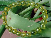 पेरिडॉट ब्रेसलेट (Peridot Bracelet)