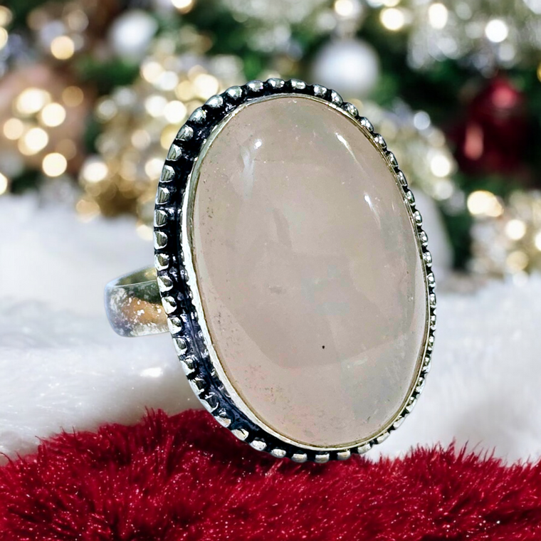 रोज क्वार्ट्ज रिंग (Rose Quartz Ring)