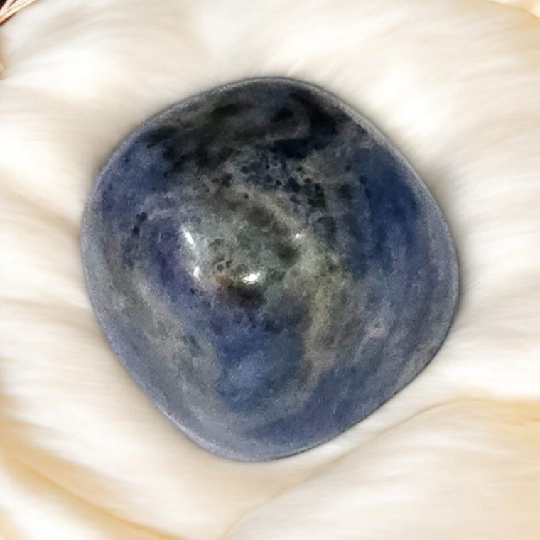सोडालाइट टंबल स्टोन (Sodalite Tumble Stone)