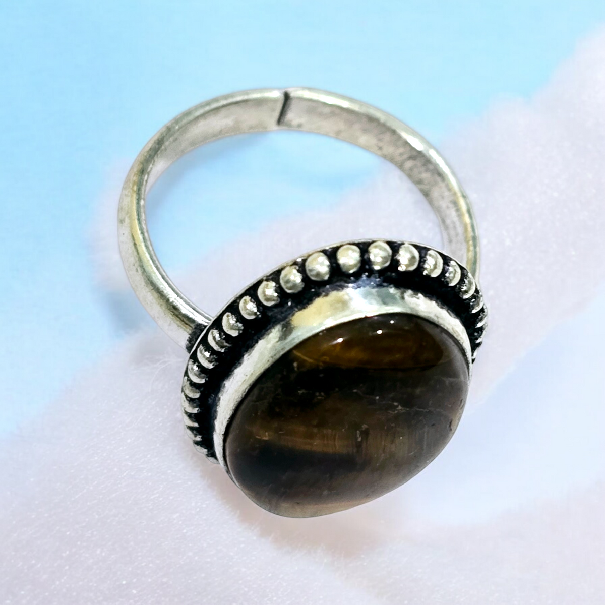 टाइगर आई स्टोन रिंग (Tiger Eye Stone Ring)