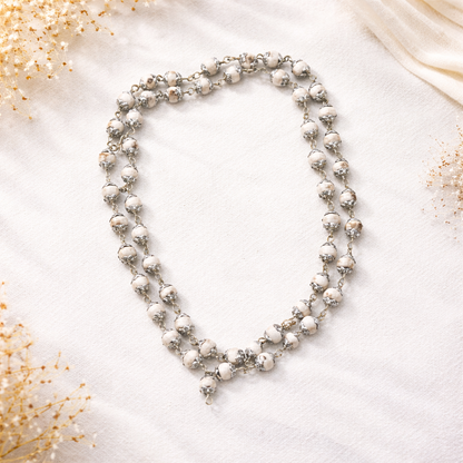 सफ़ेद तुलसी की माला मेटल कैप में (White Tulsi Mala Metal Cap)