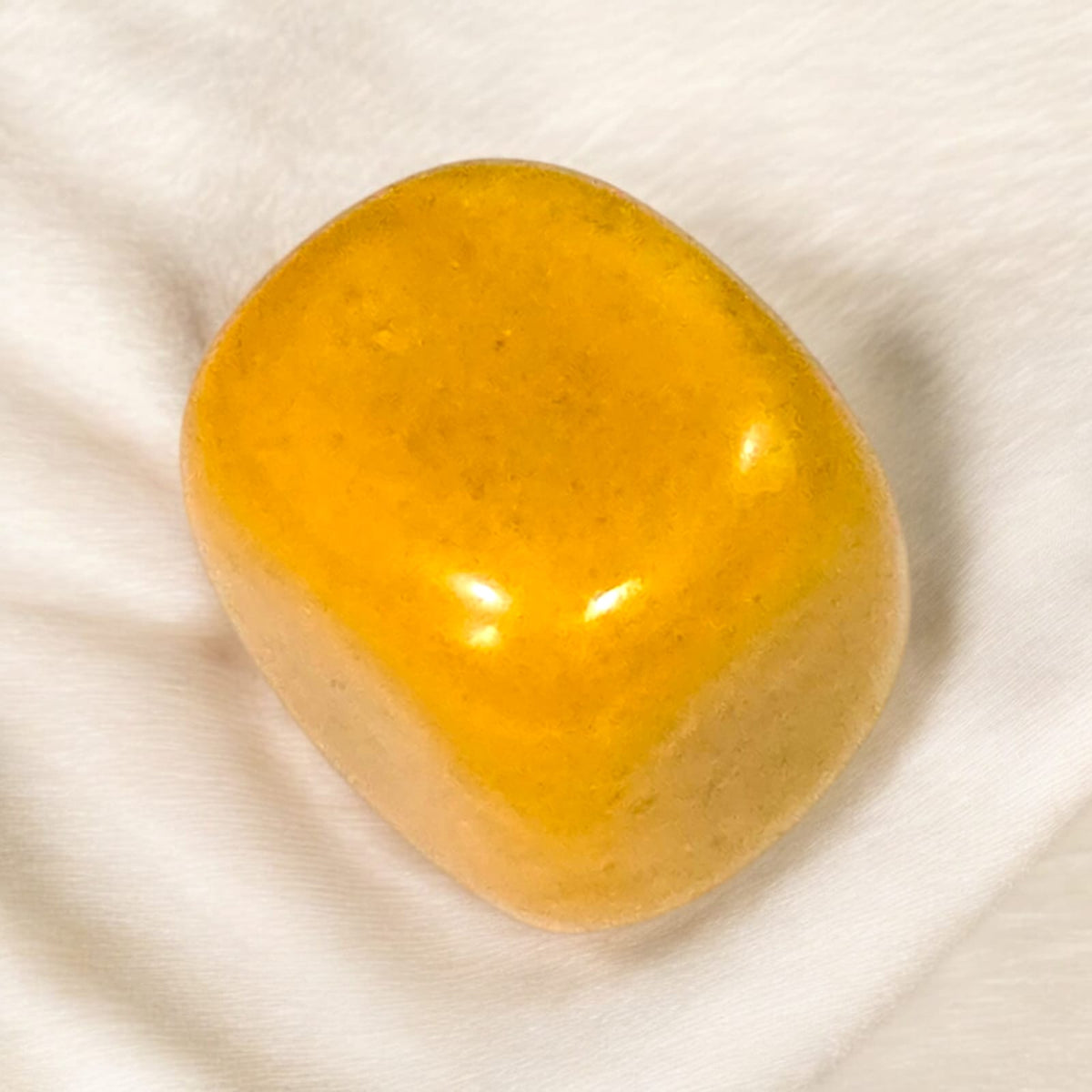 येलो एवेंट्यूरिन टंबल स्टोन (Yellow Aventurine Tumble Stone)